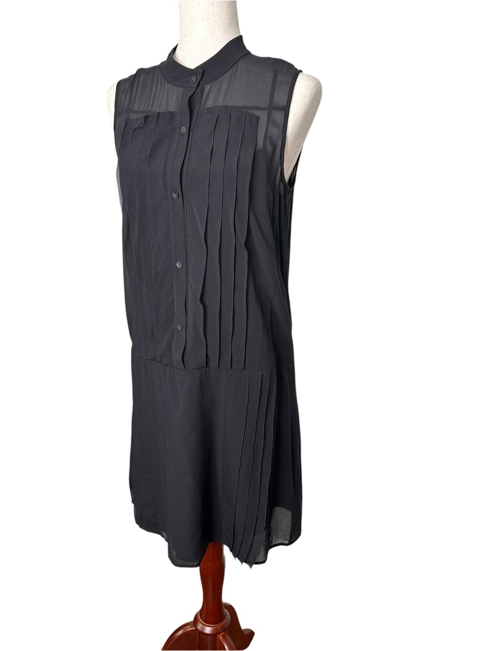 Theory Black Silk Shirt Pleated sleeveless dropped waist mini dress. Luxury. 6 - Picture 4 of 13